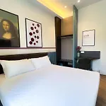 Hotel RossoVino Milano